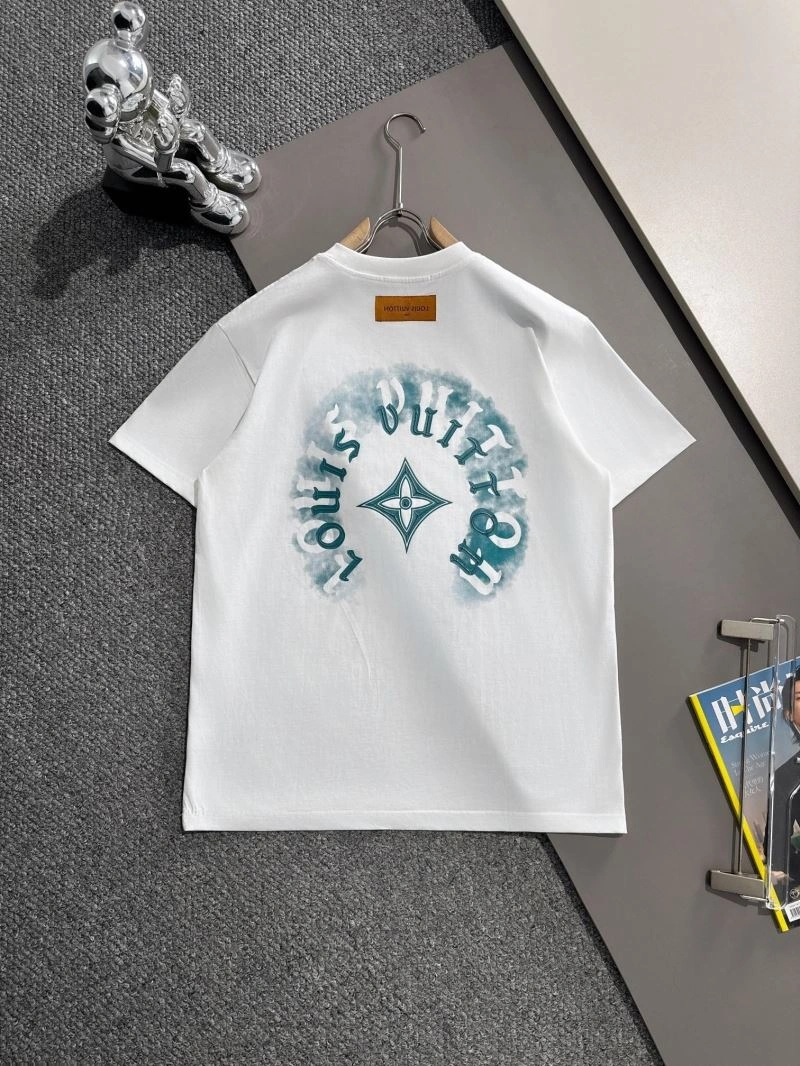 Vibrant Louis Vuitton T-Shirts 138234