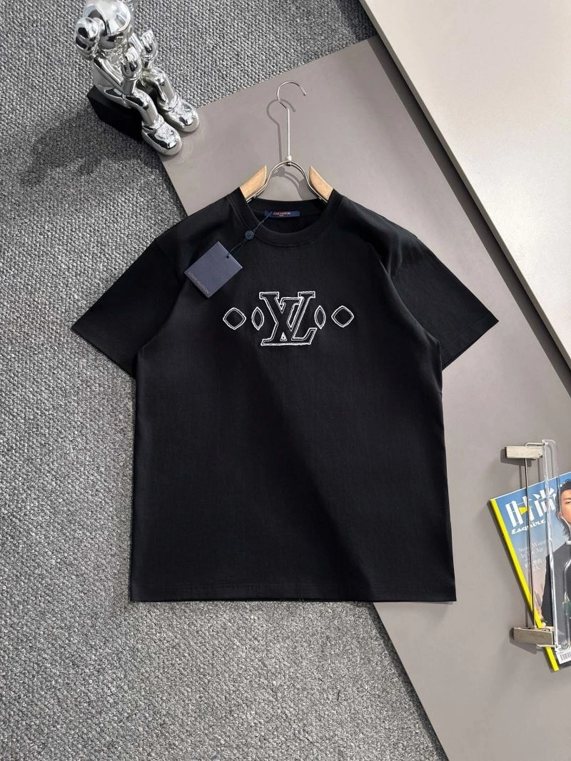 Affordable Louis Vuitton T-Shirts 138225