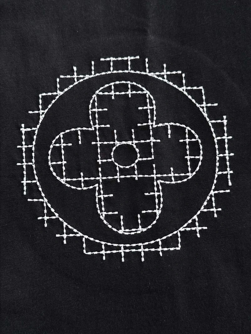 Lightweight Louis Vuitton T-Shirts 138223
