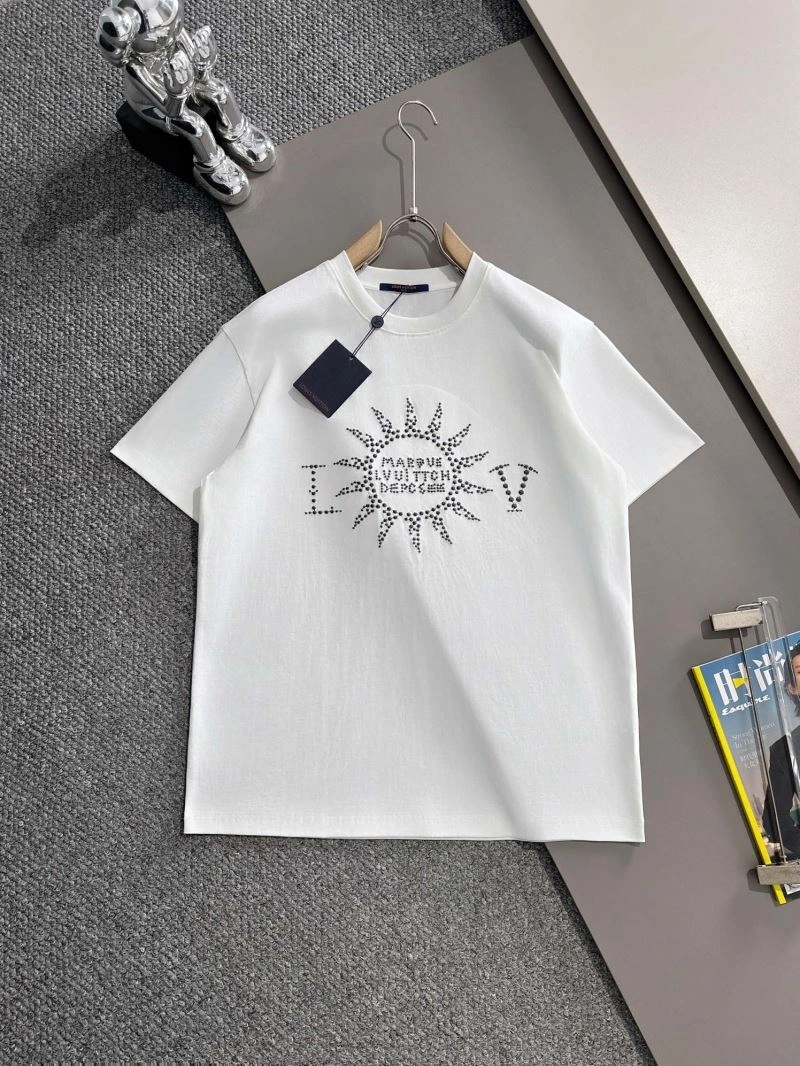 Louis Vuitton T-Shirts Breathable 138217