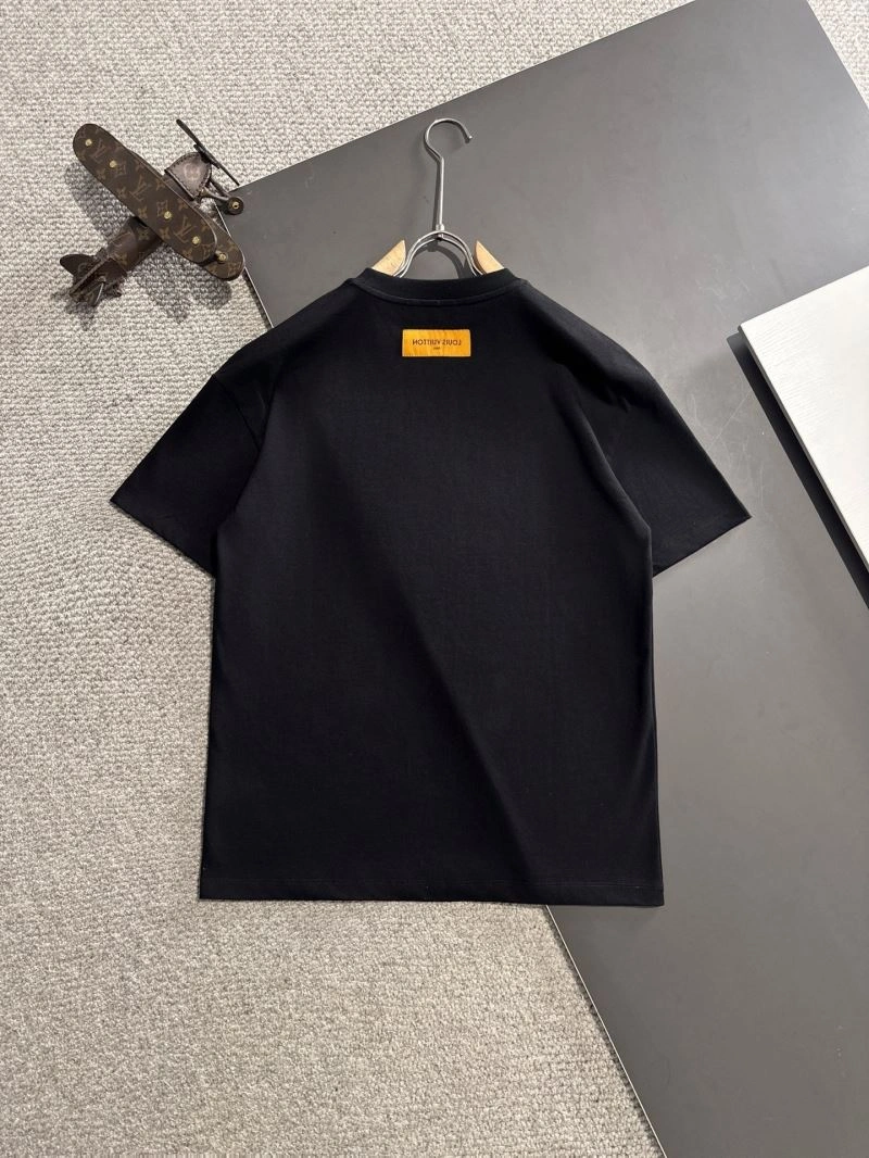 Louis Vuitton T-Shirts Lightweight 138213