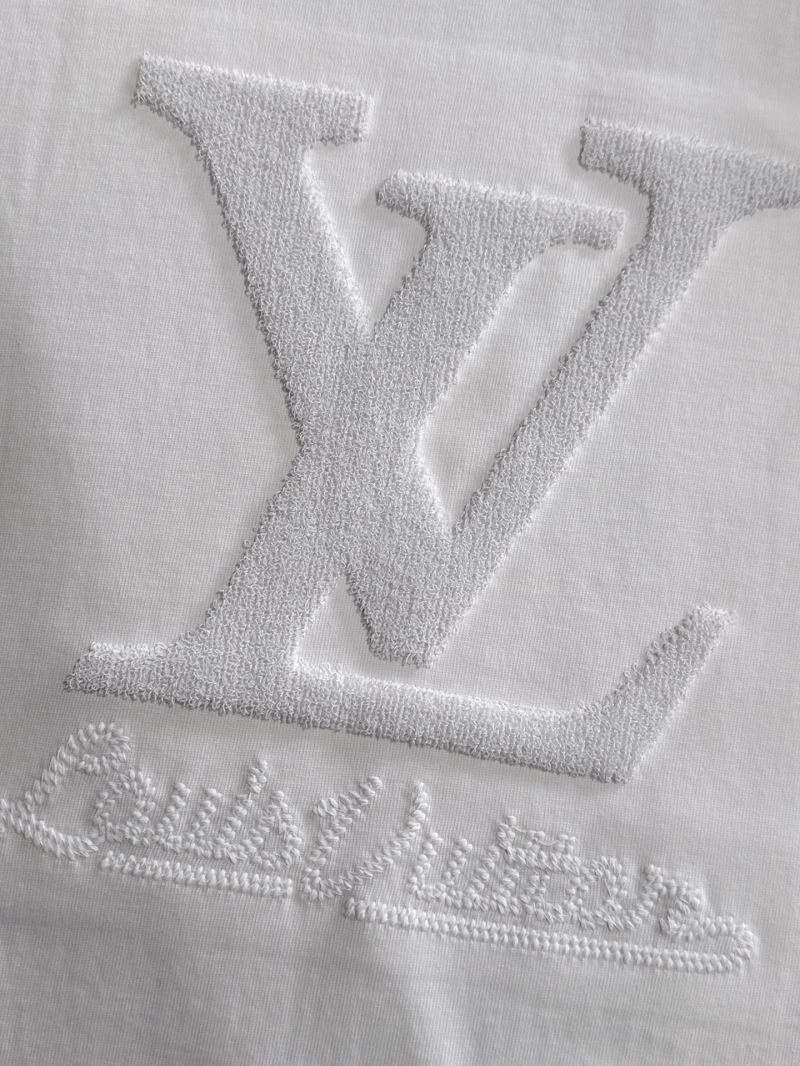 Louis Vuitton T-Shirts WellDesigned 138224