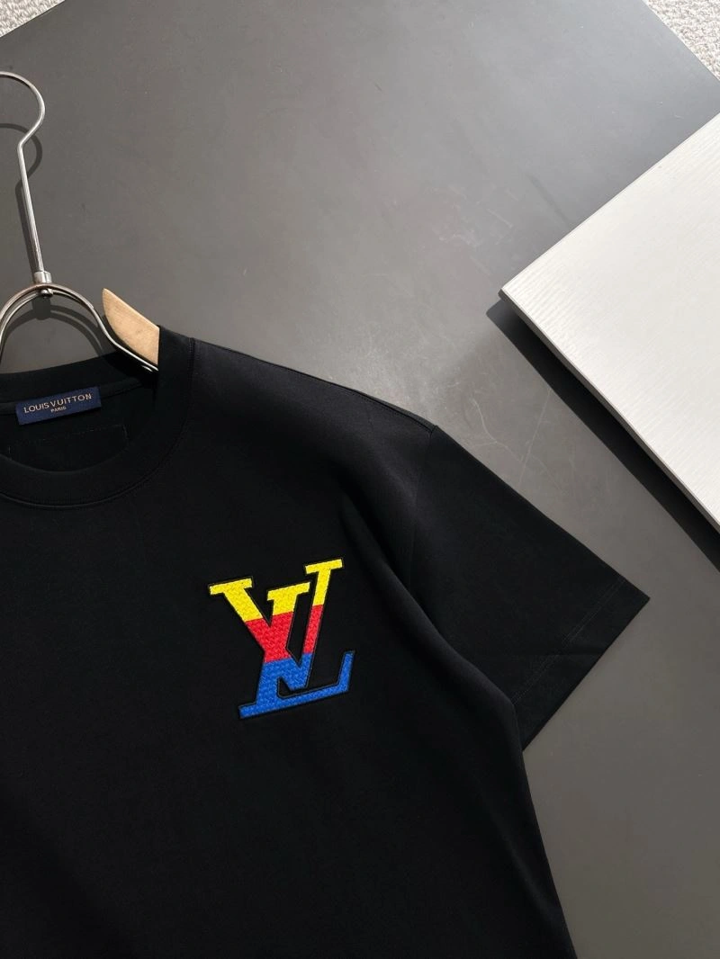 Durable Louis Vuitton T-Shirts 138210
