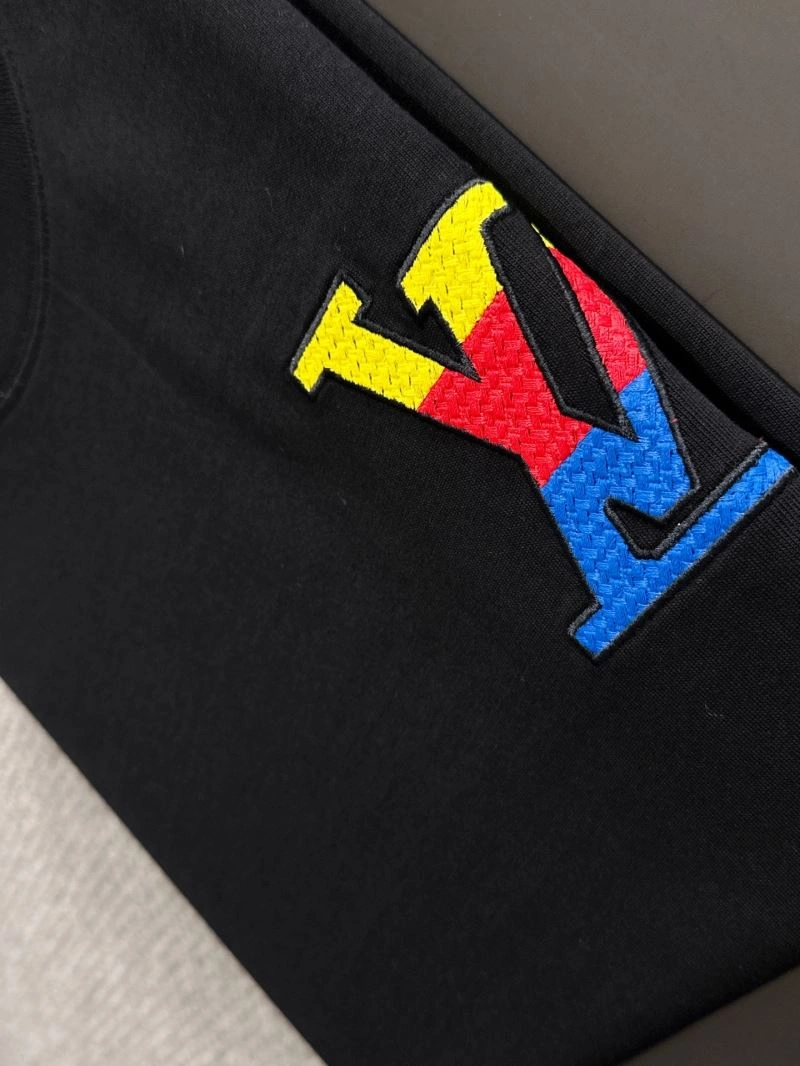 Durable Louis Vuitton T-Shirts 138210