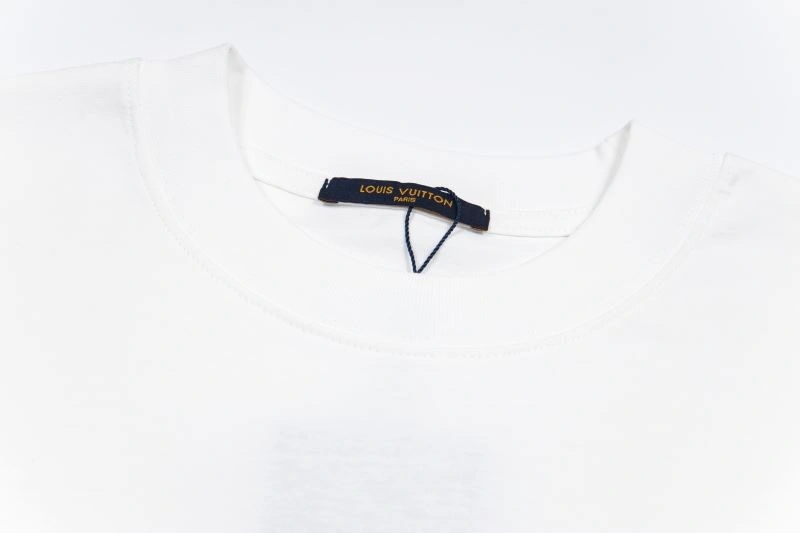 Louis Vuitton T-Shirts Vibrant 138204