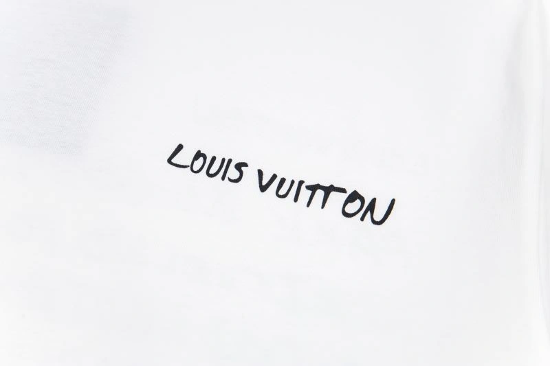 Louis Vuitton T-Shirts Vibrant 138204