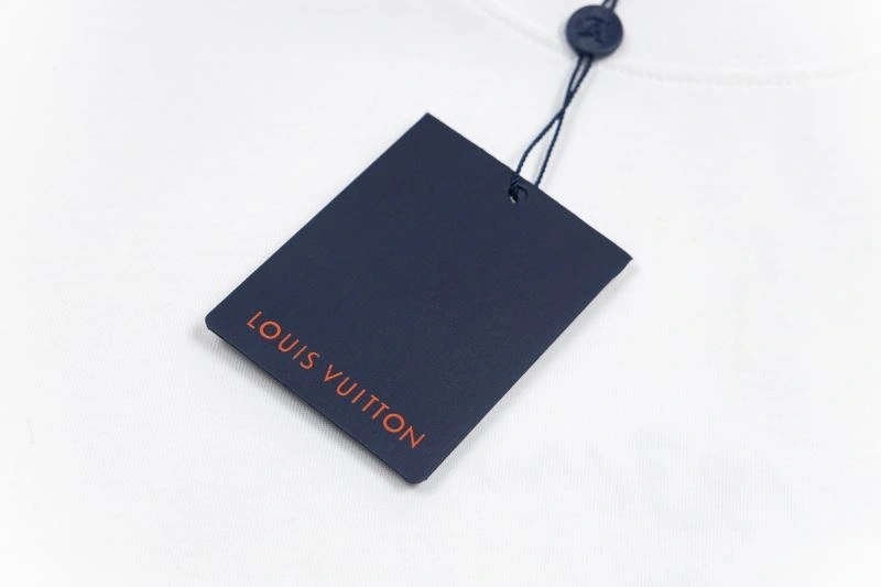Louis Vuitton T-Shirts Vibrant 138204