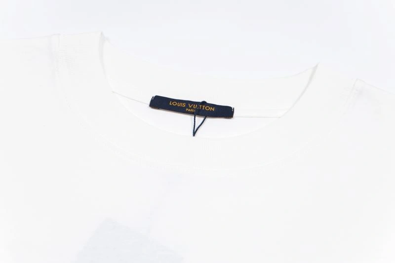 TravelReady Louis Vuitton T-Shirts 138170