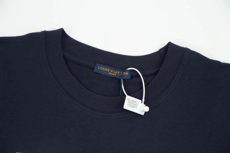 Louis Vuitton T-Shirts Flexible 138175