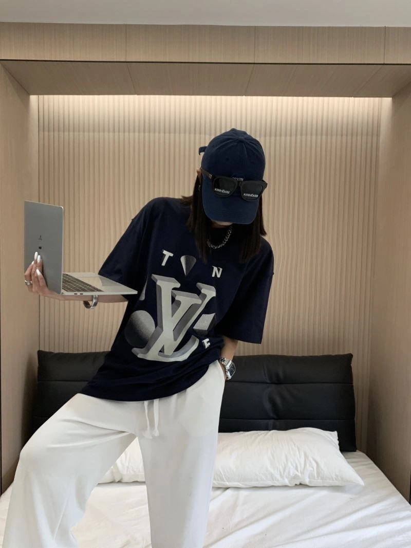 Classic Louis Vuitton T-Shirts 138190