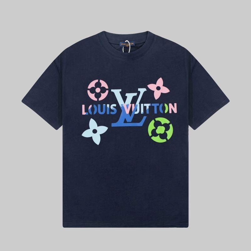 Sporty Louis Vuitton T-Shirts 138199