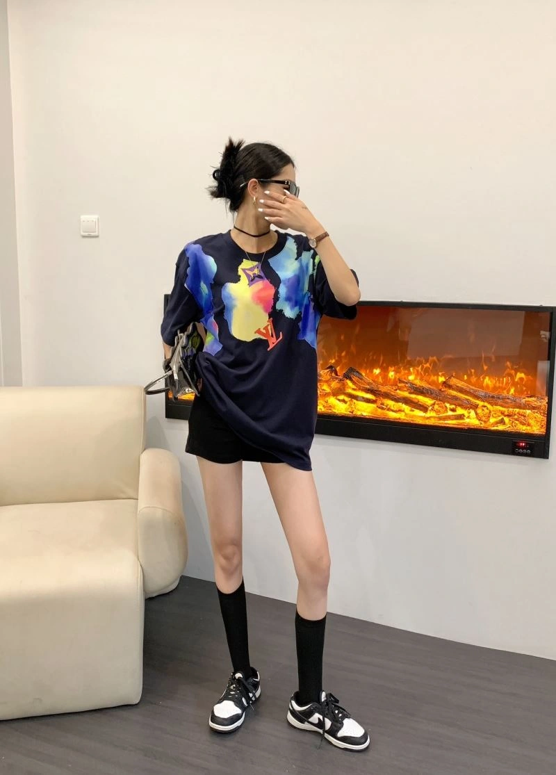 Louis Vuitton T-Shirts Sustainable 138192