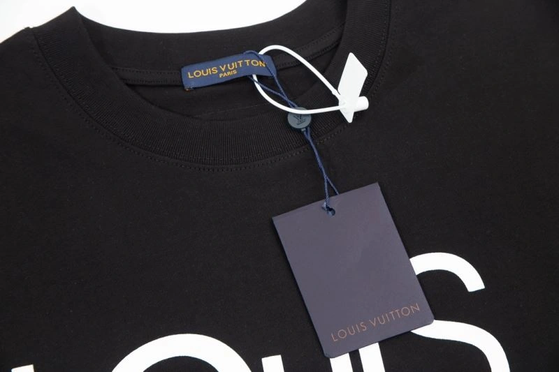 Louis Vuitton T-Shirts Sustainable 138200