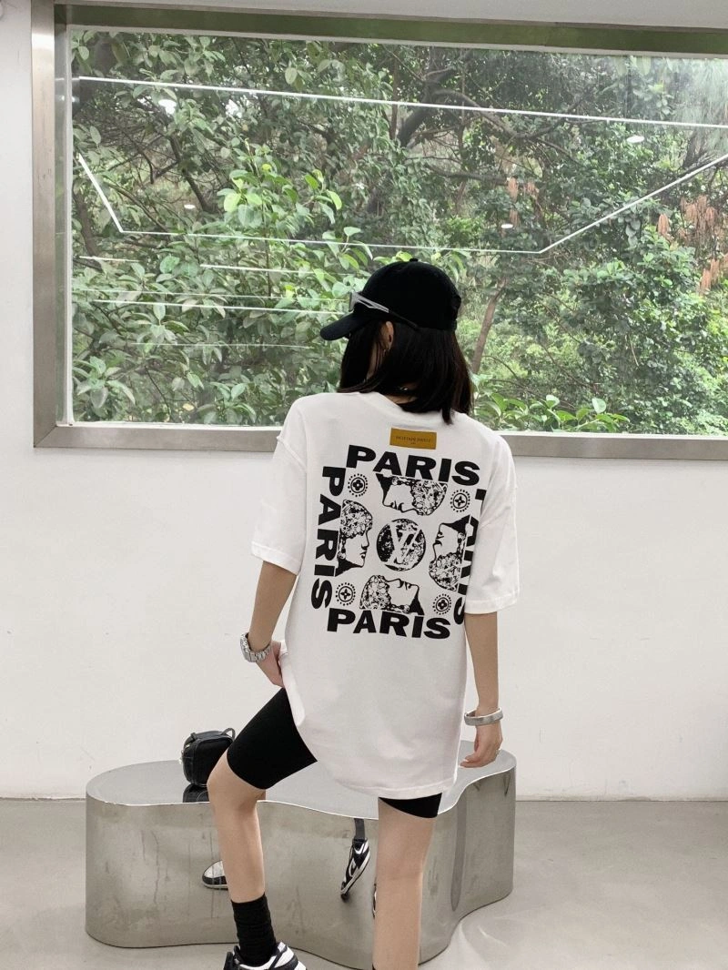 Louis Vuitton T-Shirts Sporty 138195