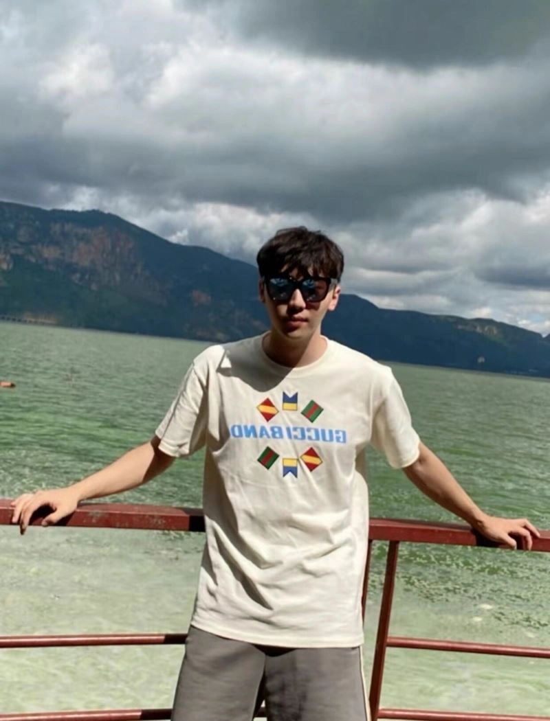 Louis Vuitton T-Shirts Seasonal 138187