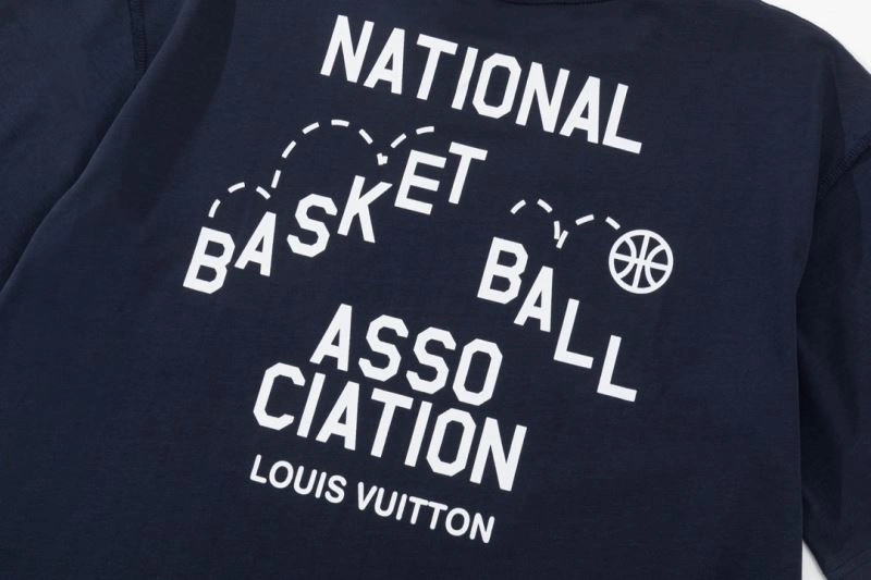 Cozy Louis Vuitton T-Shirts 138180