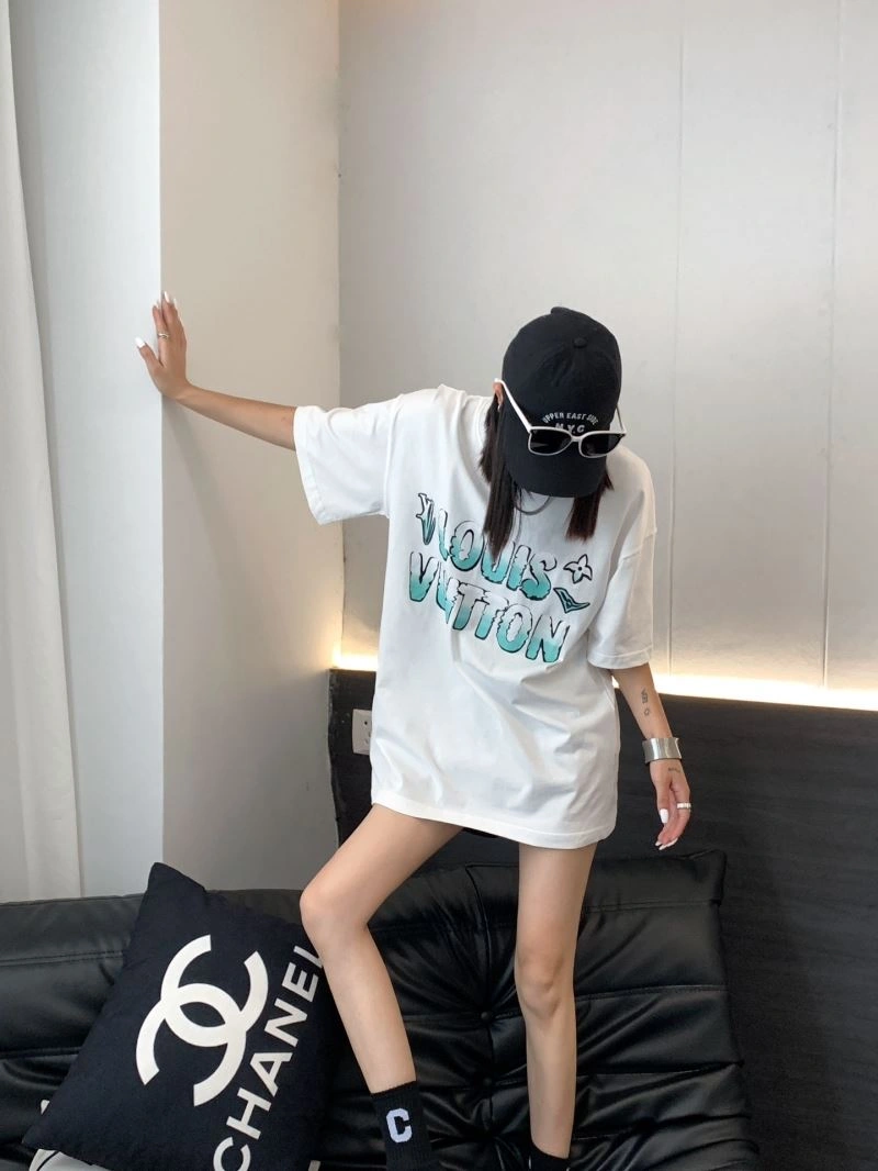 Seasonal Louis Vuitton T-Shirts 138193