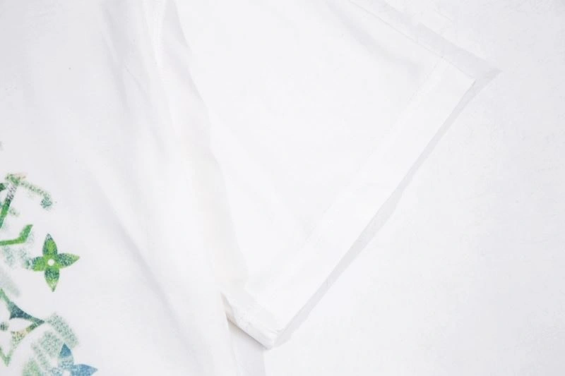 Louis Vuitton T-Shirts Modern 138178