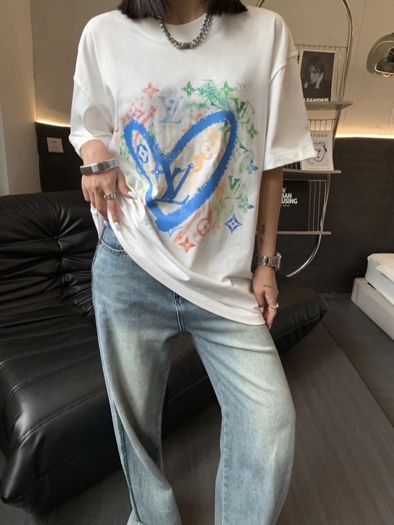 Louis Vuitton T-Shirts Modern 138178