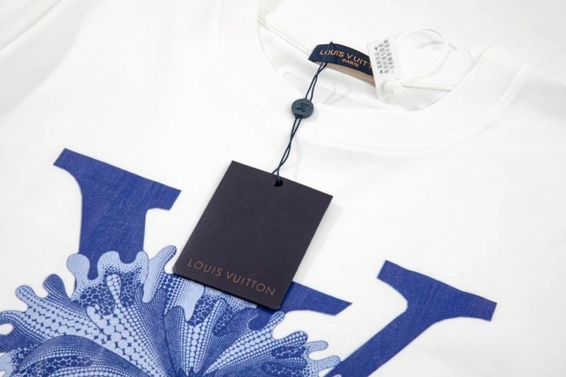 Louis Vuitton T-Shirts ModernLook 138166