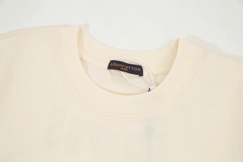 Louis Vuitton T-Shirts Youthful 138165