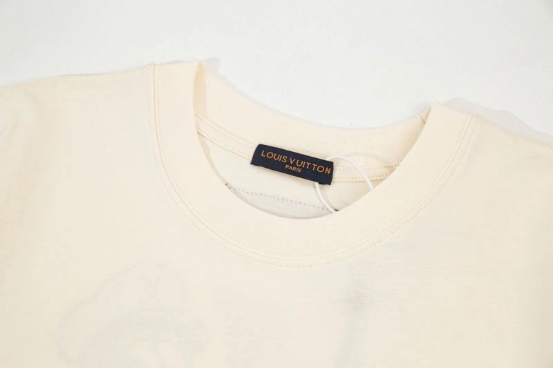 Compact Louis Vuitton T-Shirts 138185