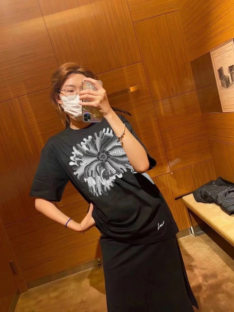 Louis Vuitton T-Shirts Bright 138173