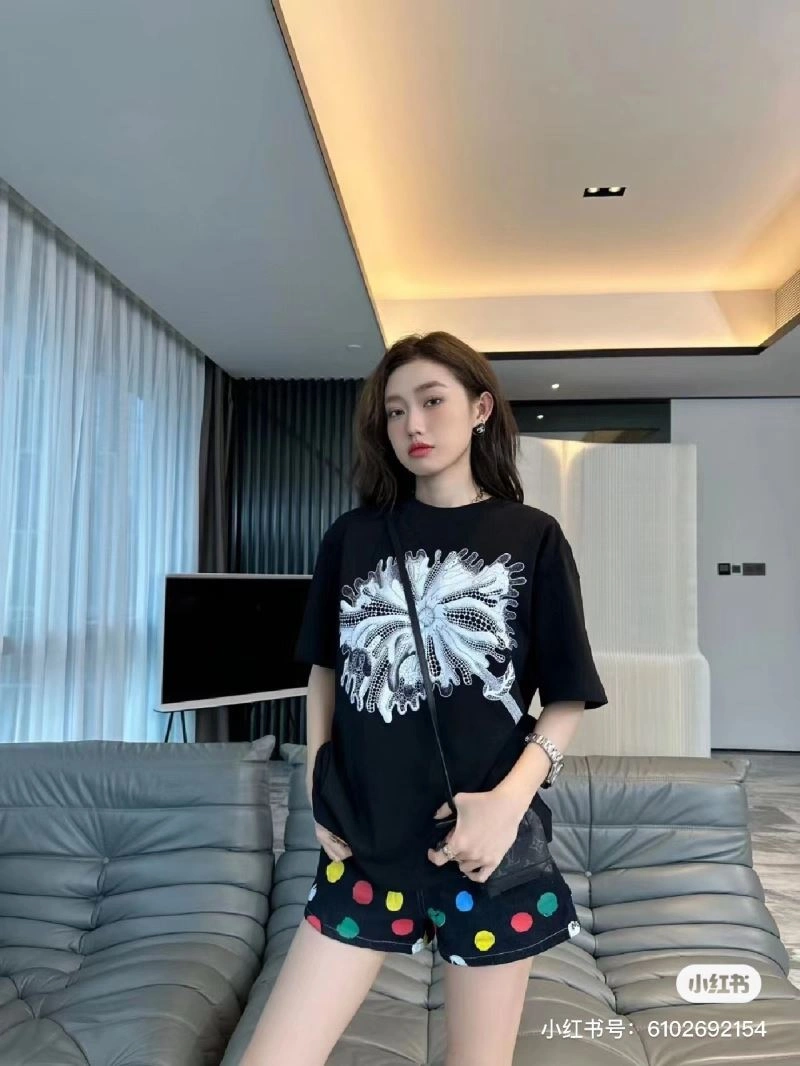 Louis Vuitton T-Shirts Bright 138173
