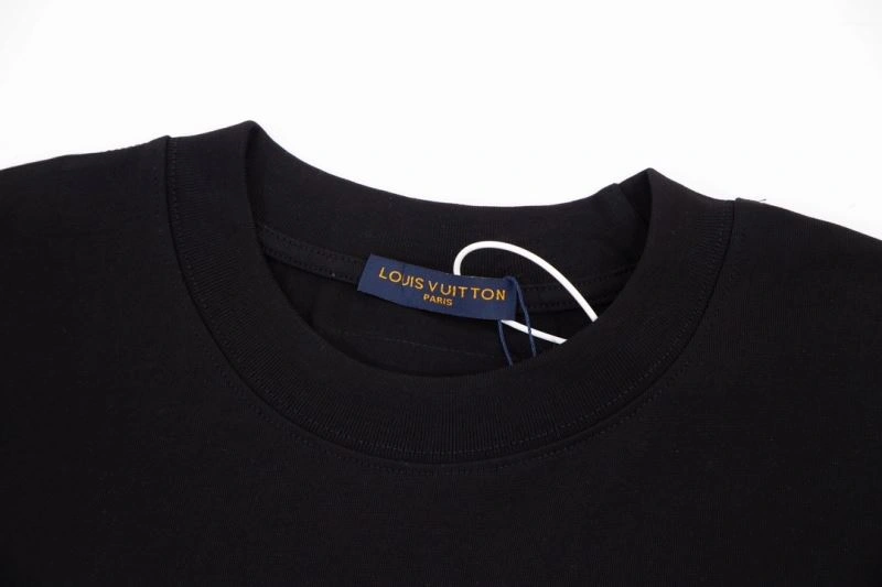 HighPerformance Louis Vuitton T-Shirts 138162