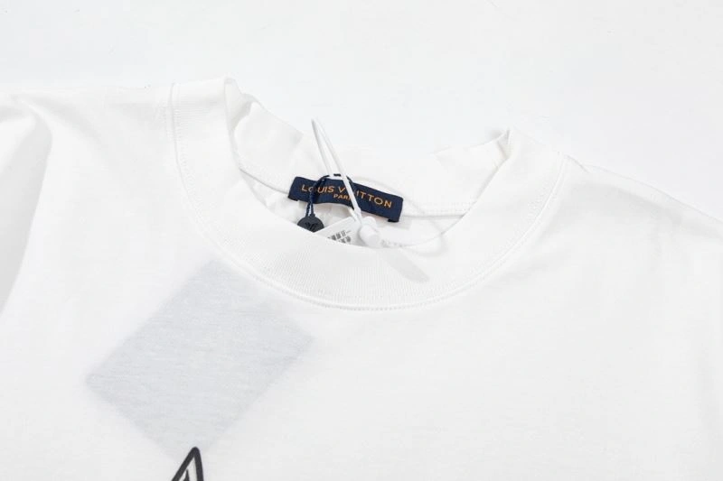 Louis Vuitton T-Shirts Soft 138145