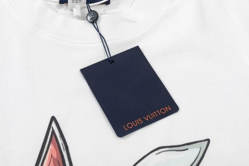 Louis Vuitton T-Shirts Soft 138145