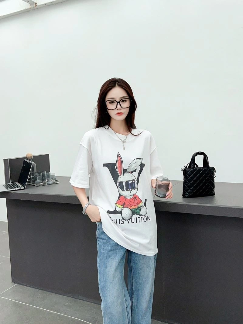 Louis Vuitton T-Shirts Soft 138145