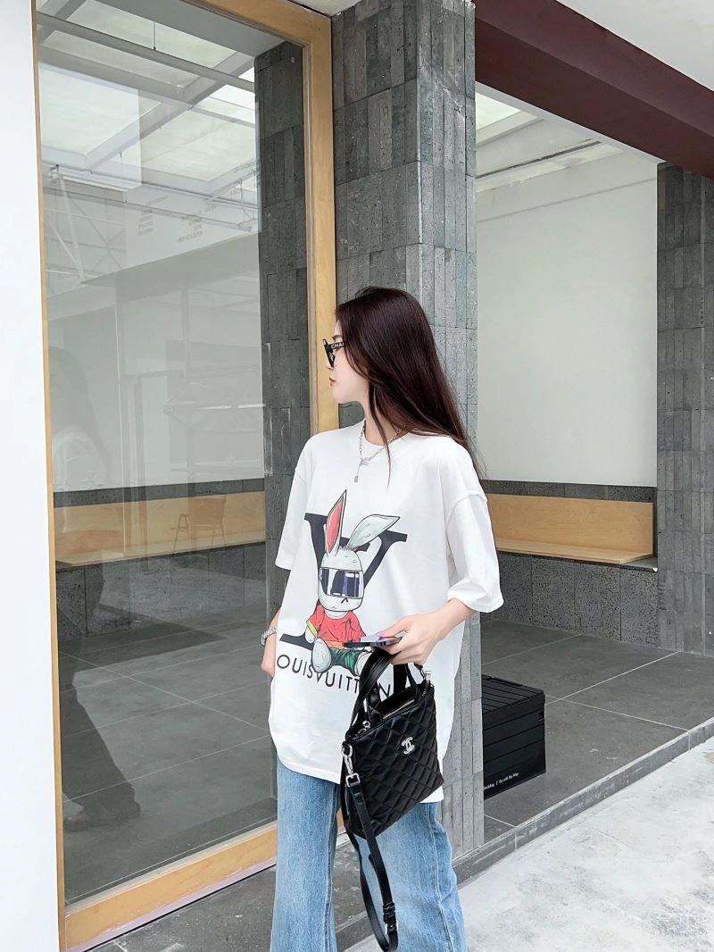 Louis Vuitton T-Shirts Soft 138145