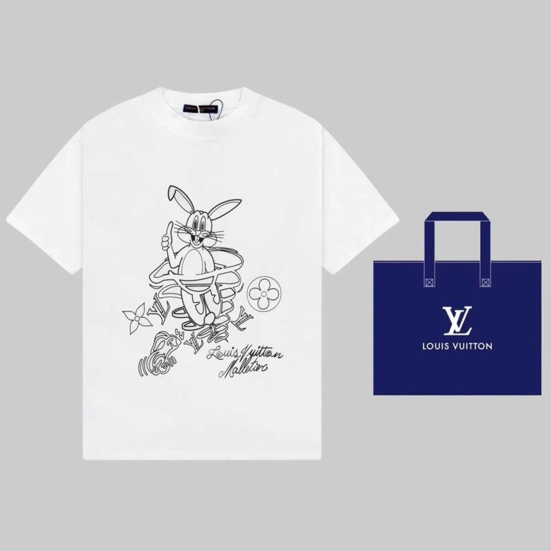 Effortless Louis Vuitton T-Shirts 138161