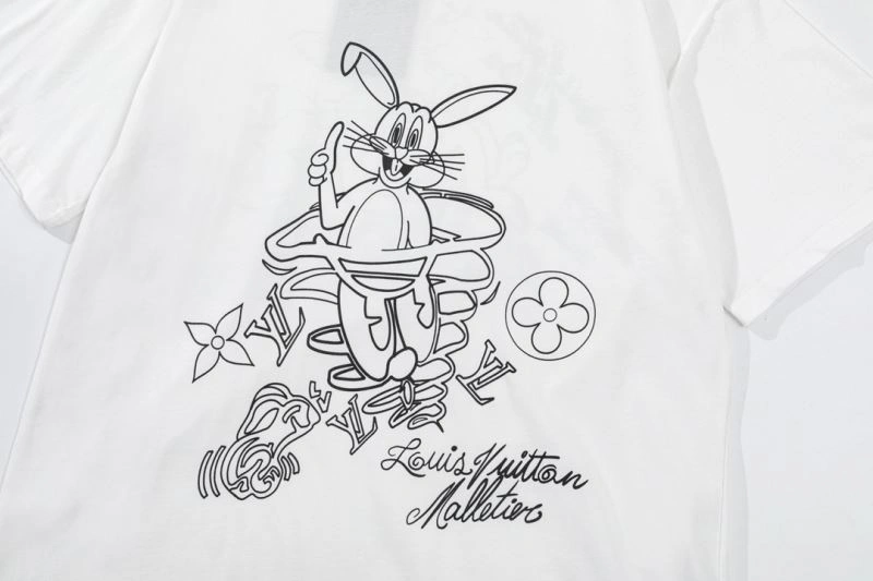 Effortless Louis Vuitton T-Shirts 138161