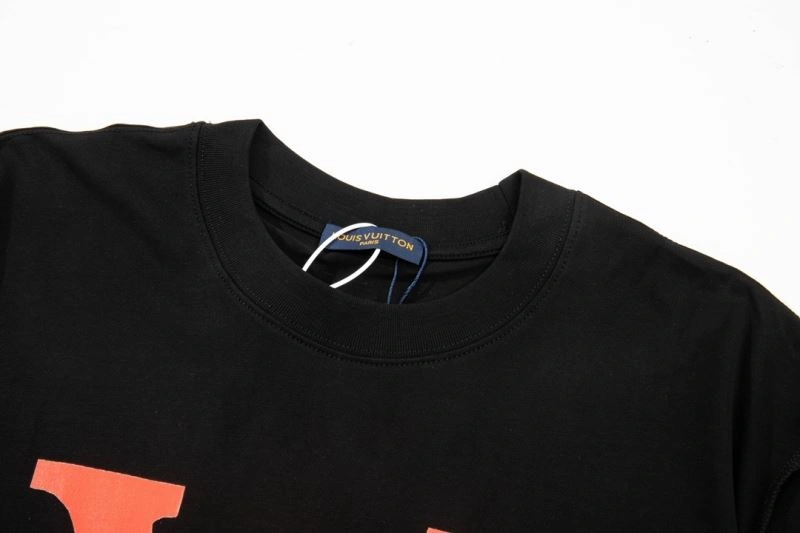 WeatherProof Louis Vuitton T-Shirts 138158