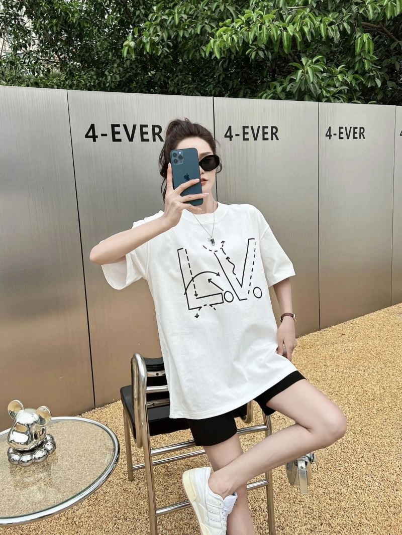 Fashionable Louis Vuitton T-Shirts 138139