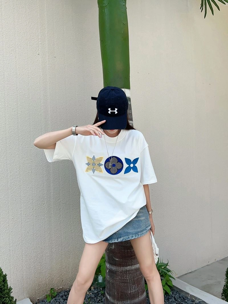 SportInspired Louis Vuitton T-Shirts 138152