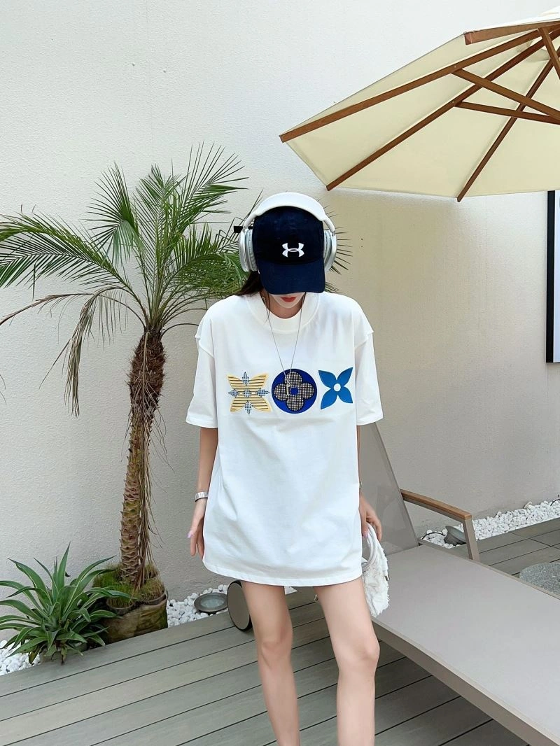 SportInspired Louis Vuitton T-Shirts 138152