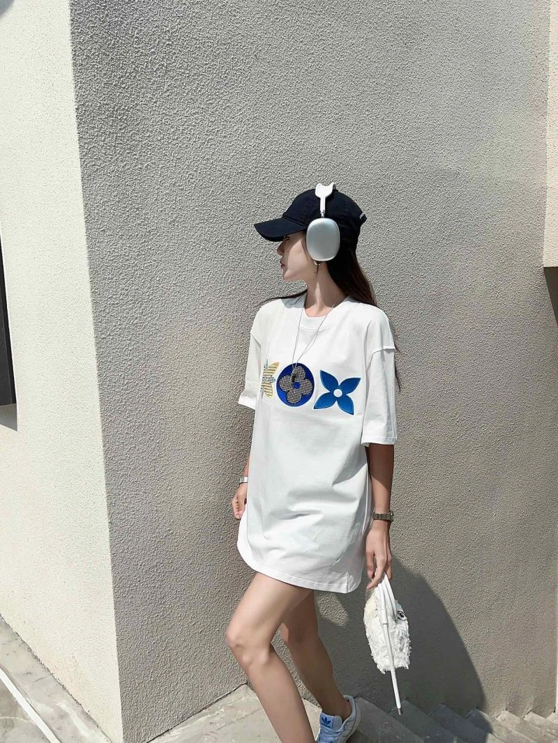 SportInspired Louis Vuitton T-Shirts 138152