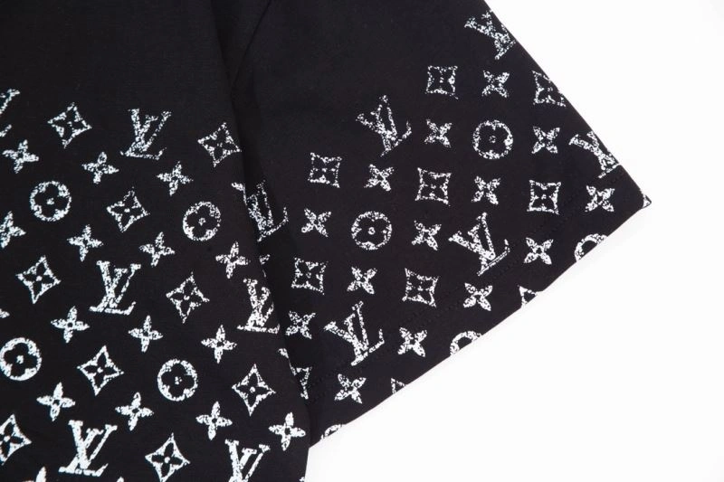 Louis Vuitton T-Shirts Contemporary 138143