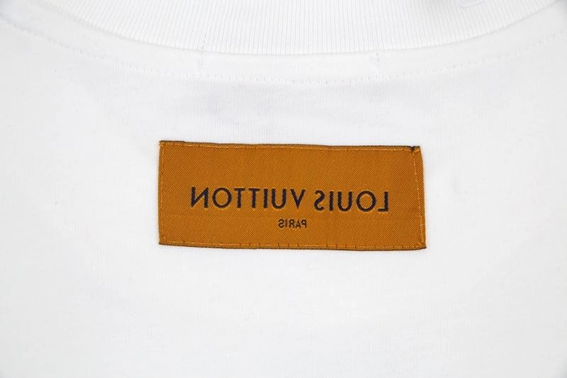 Practical Louis Vuitton T-Shirts 138130