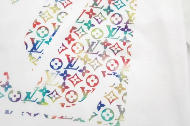 Trendy Louis Vuitton T-Shirts 138150