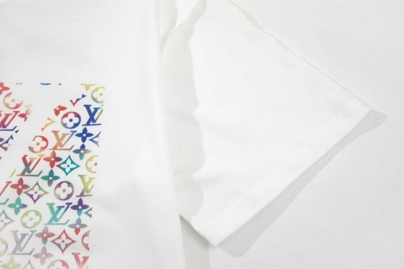 Trendy Louis Vuitton T-Shirts 138150