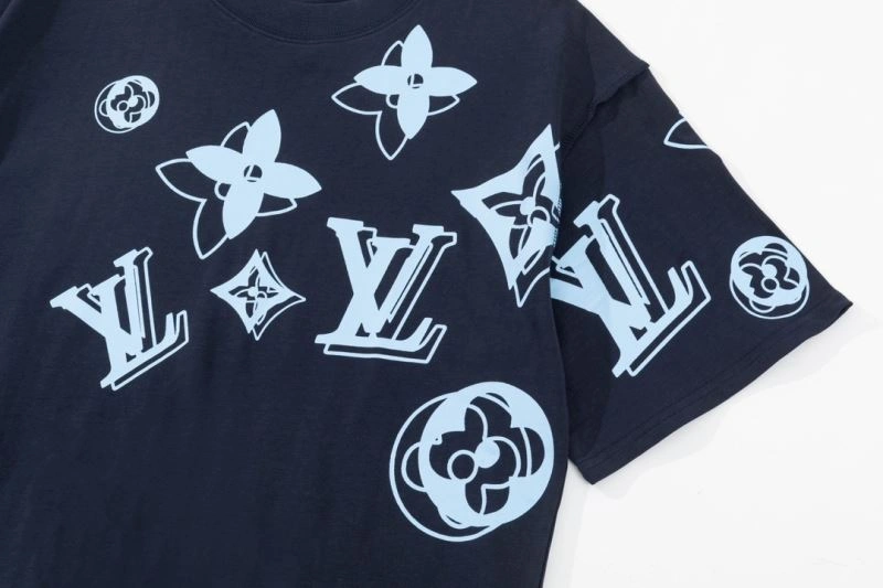 Tailored Louis Vuitton T-Shirts 138147
