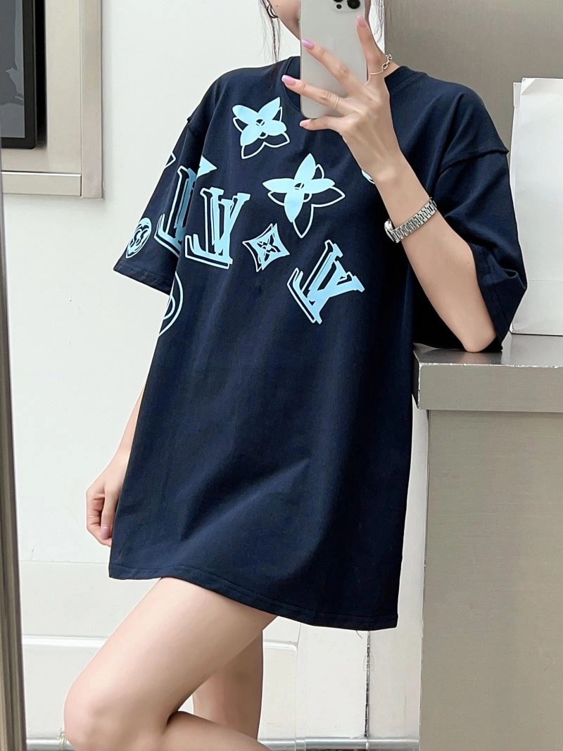 Tailored Louis Vuitton T-Shirts 138147