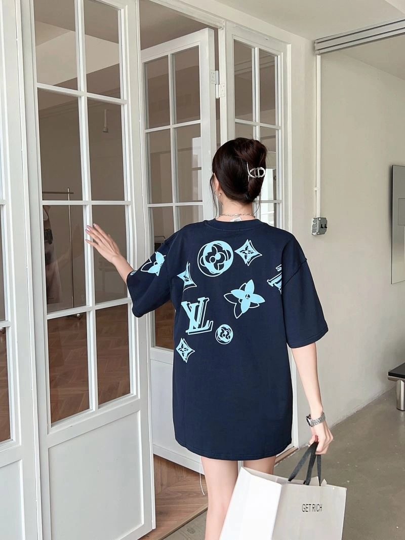 Tailored Louis Vuitton T-Shirts 138147