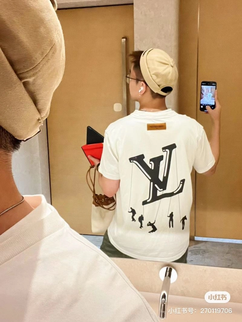 Louis Vuitton T-Shirts RelaxedFit 138151