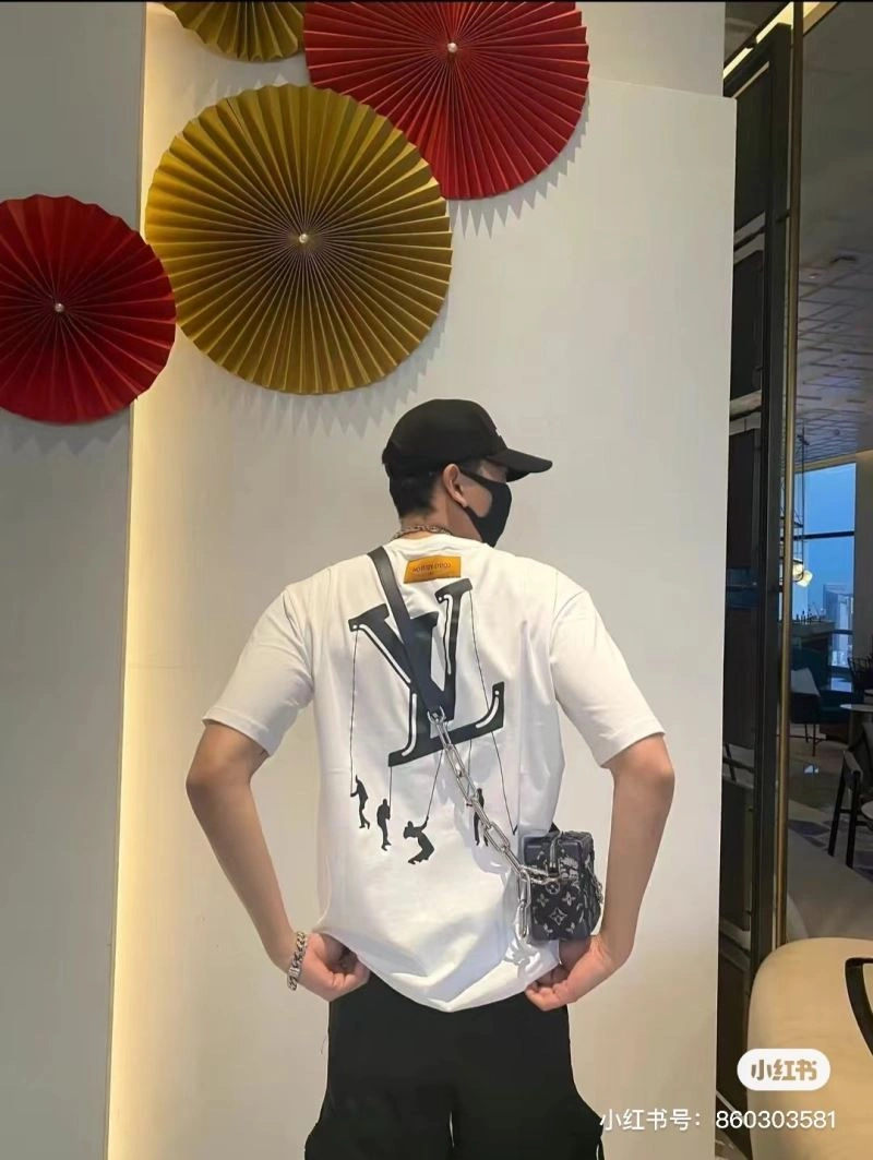 Louis Vuitton T-Shirts RelaxedFit 138151