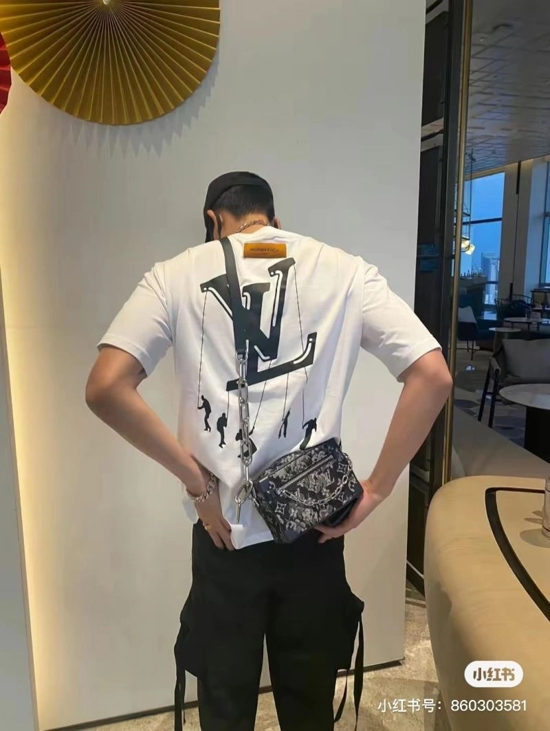 Louis Vuitton T-Shirts RelaxedFit 138151